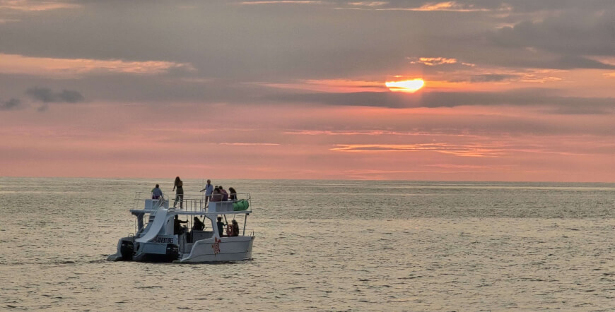 Catamaran Private Sunset Cruise Garza 3.5 hrs